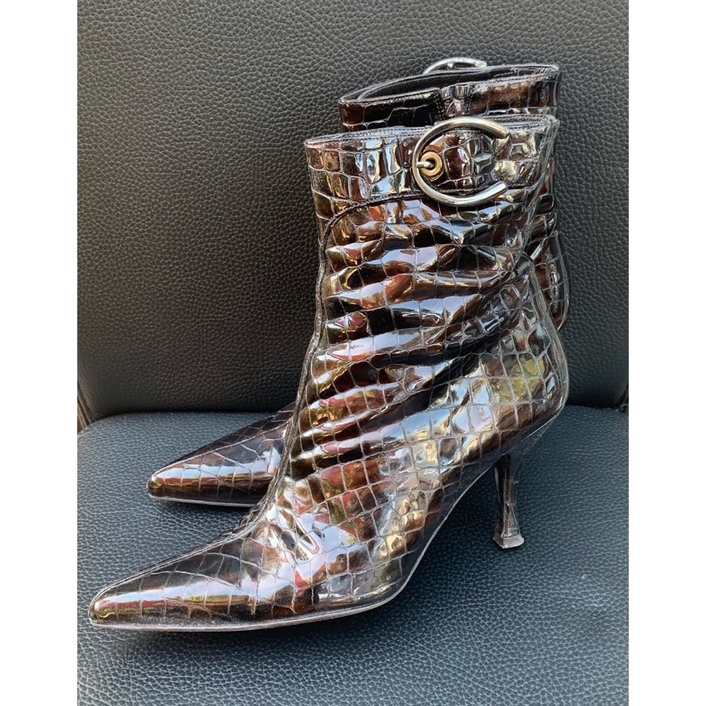 Stuart Weitzman Croc-Embossed Patent Leather Pointed Toe Ankle Boots - Black
